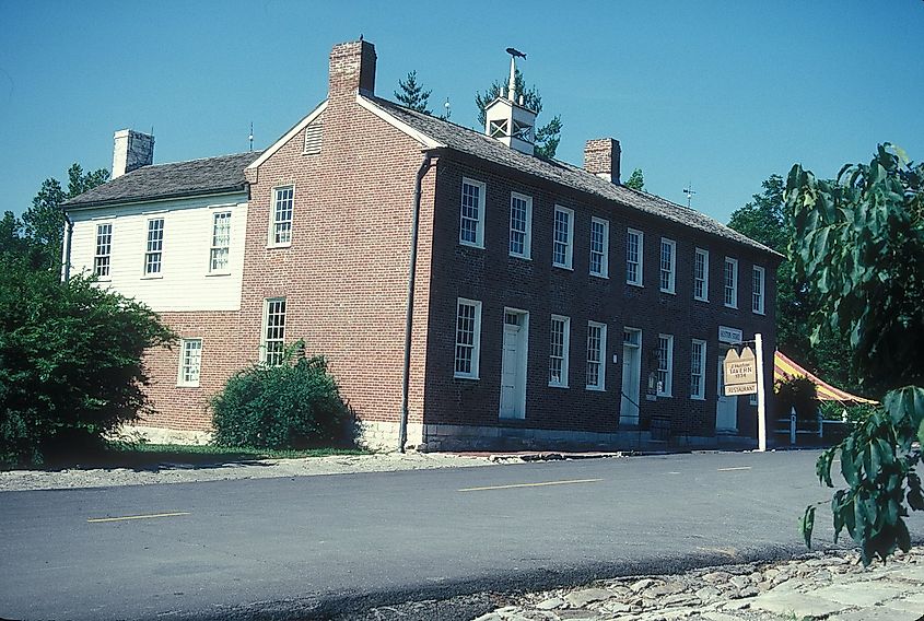 Arrow Rock, Tavern