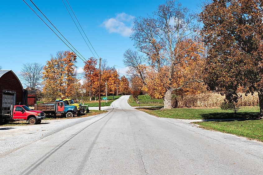 A quaint road in Rutland, Vermont.