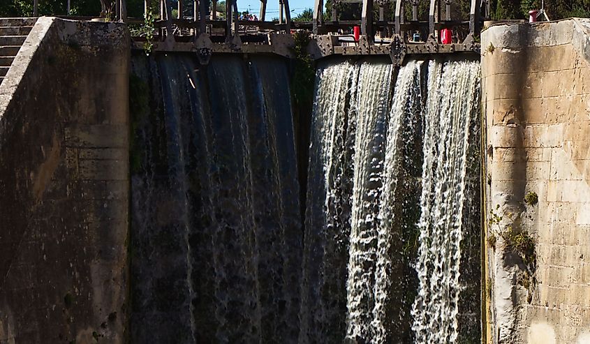 closing Lock of the Canal du Midi near Beziers with blue sky