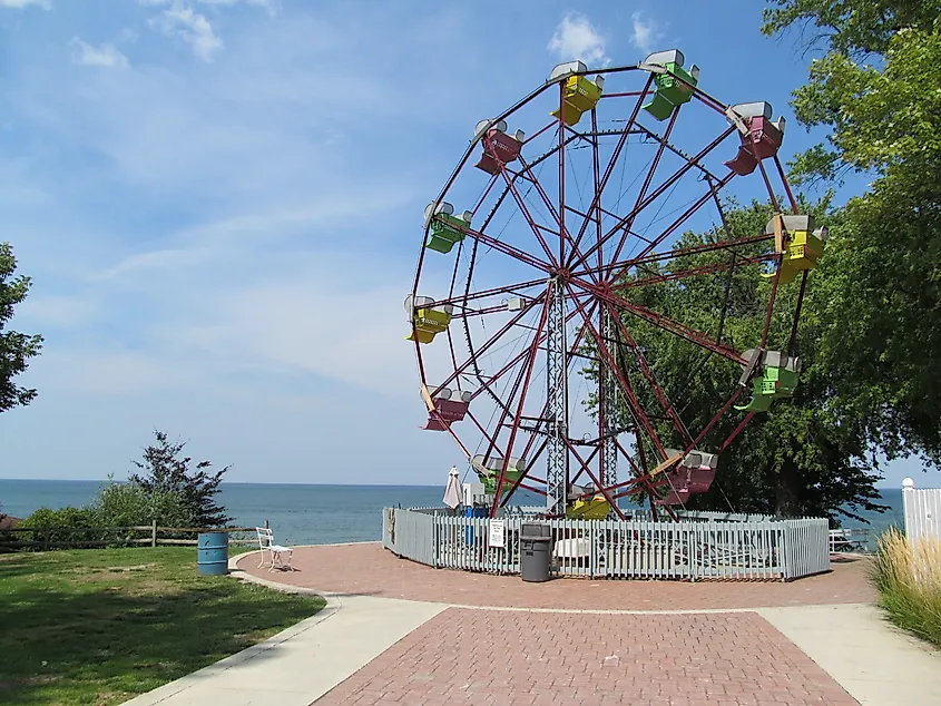 Ferris Wheel near Lake Erie In Geneva On The Lake, Ohio.