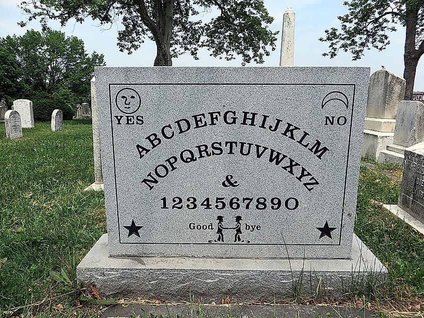 Elijah Bond gravestone rear detail