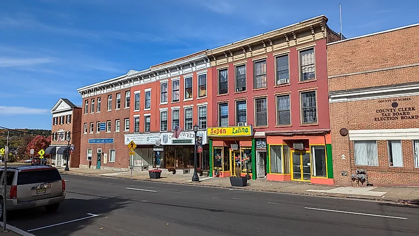 Streetscape of Spring Street in downtown Newton, New Jersey