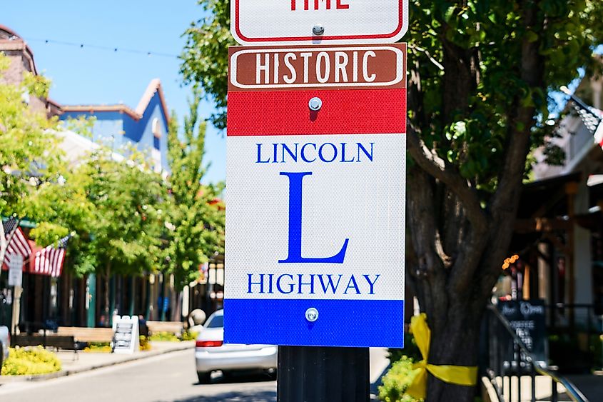Historic Lincoln Highway sign.
