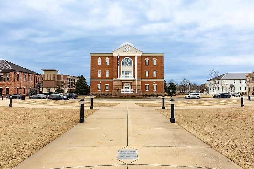 The City Hall in Tupelo, Mississippi.