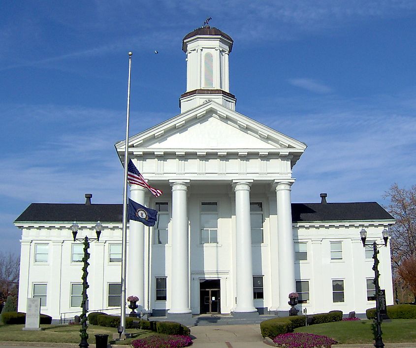 Madison County courthouse, Richmond. 