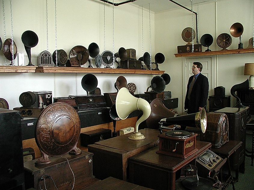 Phonograph collection in the Brady C. Jefcoat Museum Murfreesboro