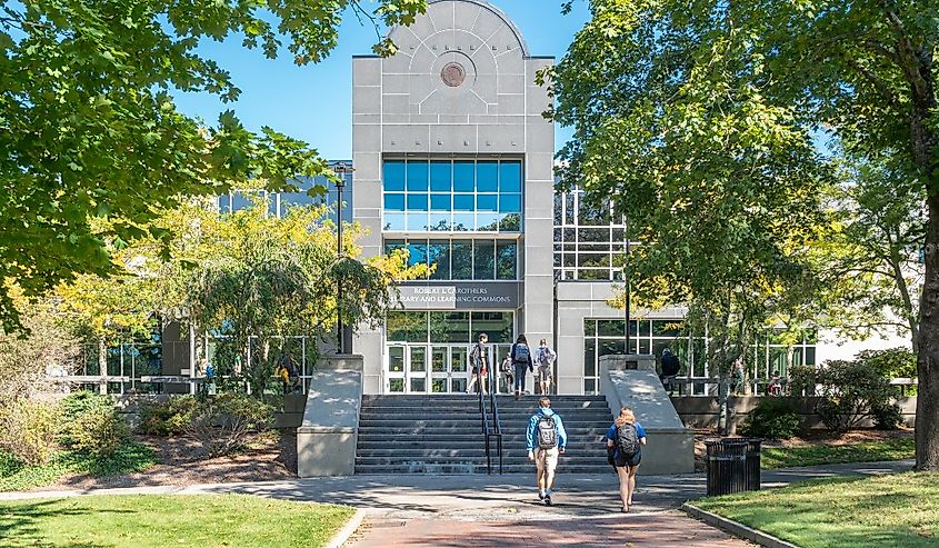 Robert L. Carothers Library and Learning Commons on the campus of University of Rhode Island