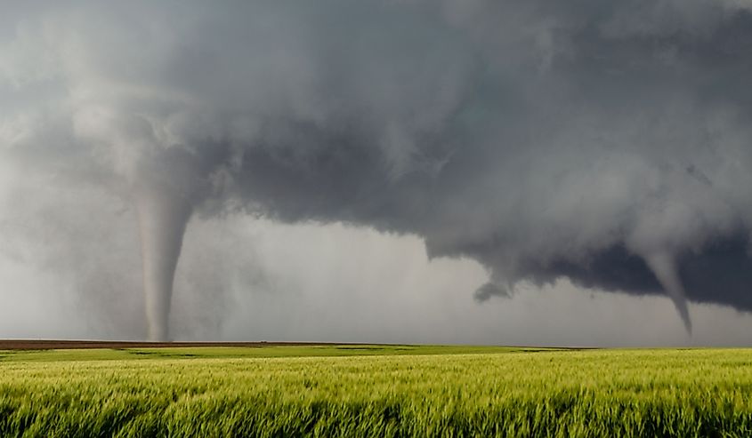 Two tornadoes at once in Kansas