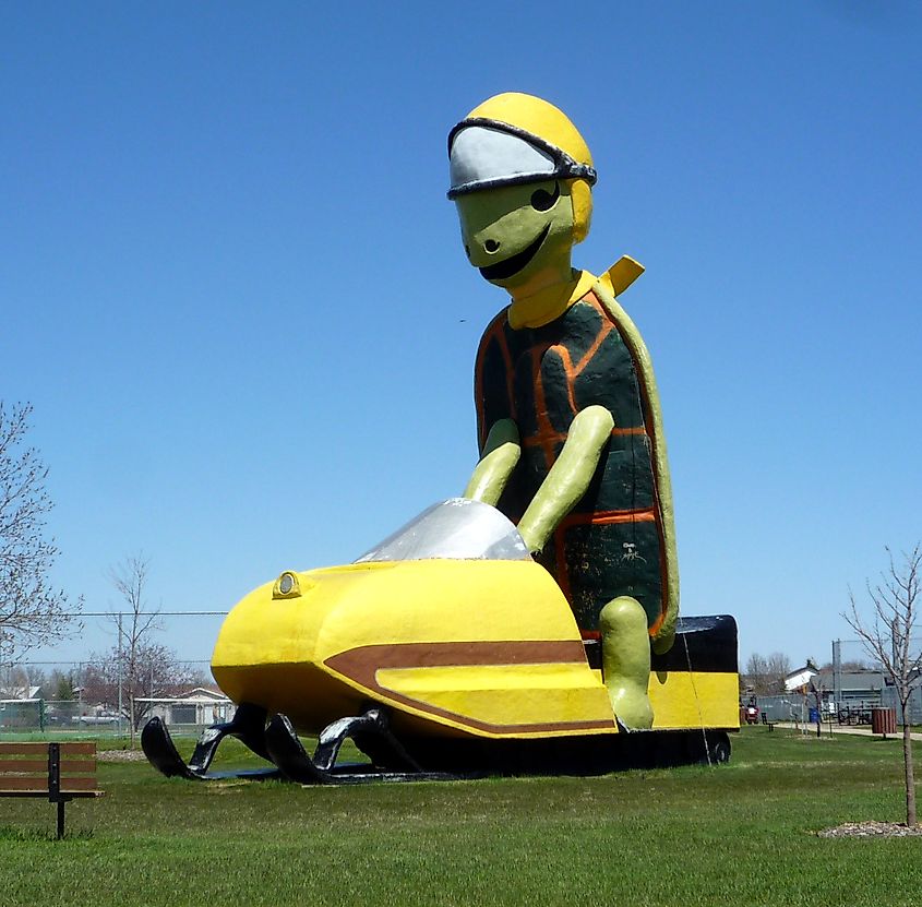 "Tommy Turtle", symbol of Bottineau. Image credit: Bobak Ha'Eri via Wikimedia Commons.