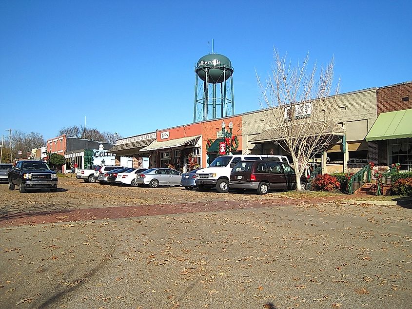 Around the town square Collierville, Tennessee