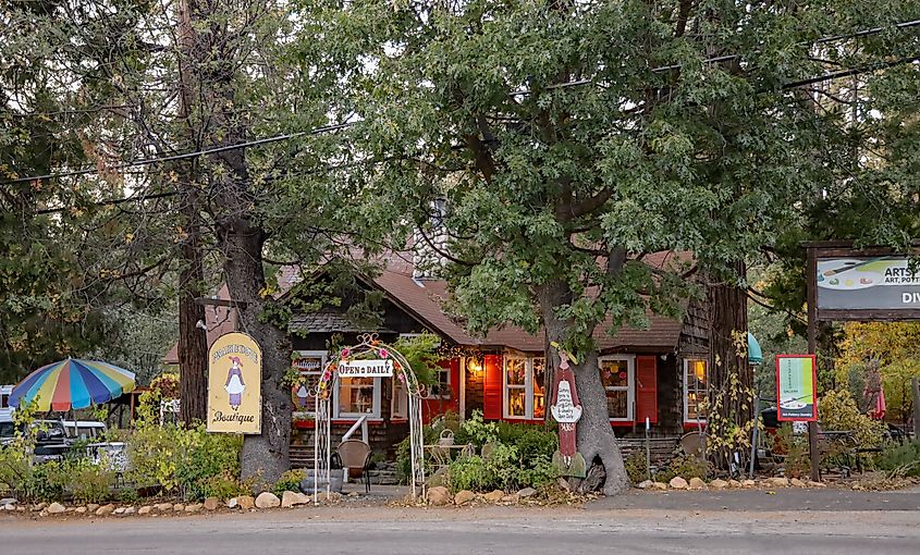 A small shop located in Idyllwild-Pine Cove, California.