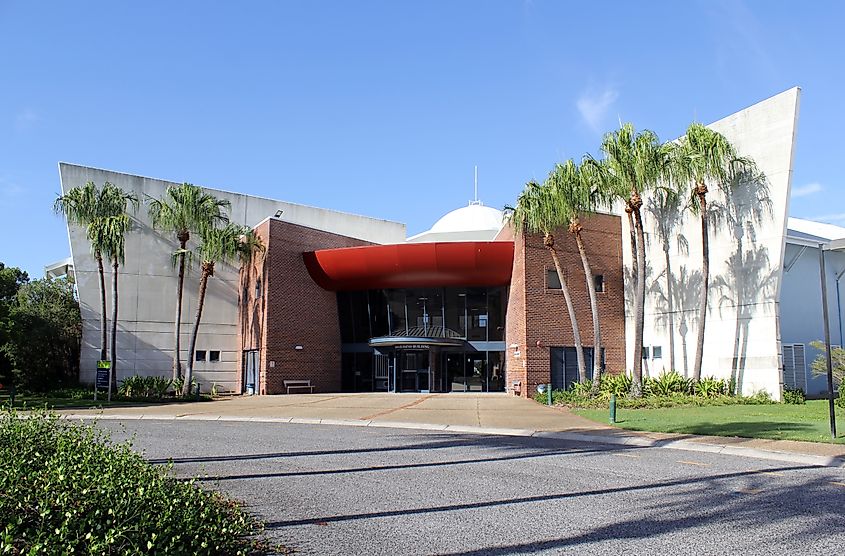 Leo Zussino Building surrounded by palm trees at Central Queensland University's Gladstone campus.
