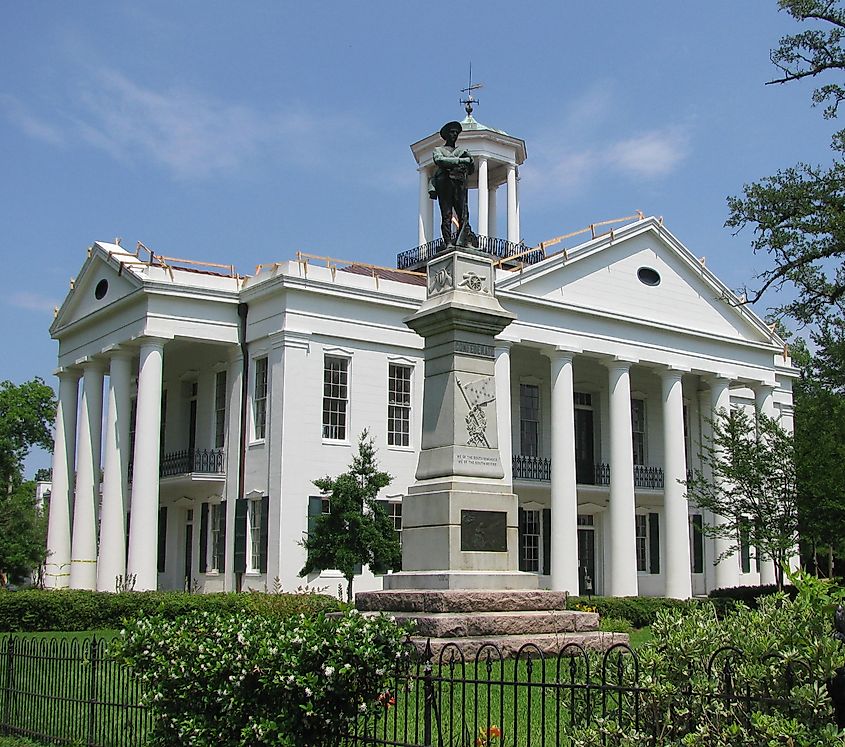 Raymond Courthouse. 