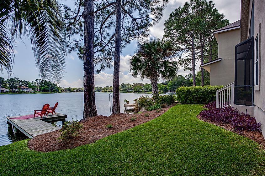 Fernandina Beach, Florida in December: Back yard with a nice water view