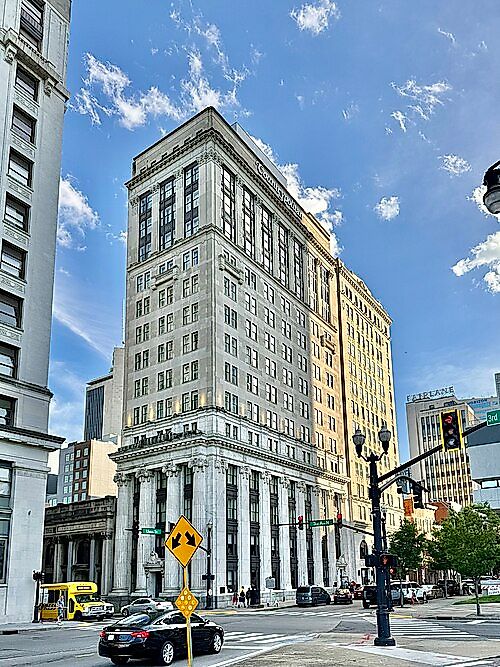 The building is a contributing structure in the Nashville Financial Historic District, listed on the National Register of Historic Places in 2002. The building today serves as part of the Hotel Indigo Countrypolitan. Photo via WikimediaCommons