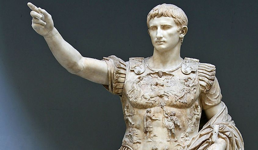 statue of Augustus