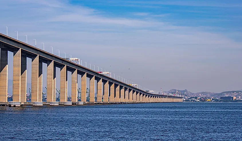 Presidente Costa e Silva Bridge, popularly known as the Rio-Niterói Bridge, over the Guanabara Bay.