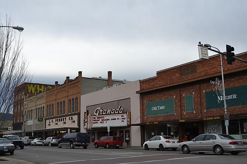 Granada Theater in La Grande, Oregon.