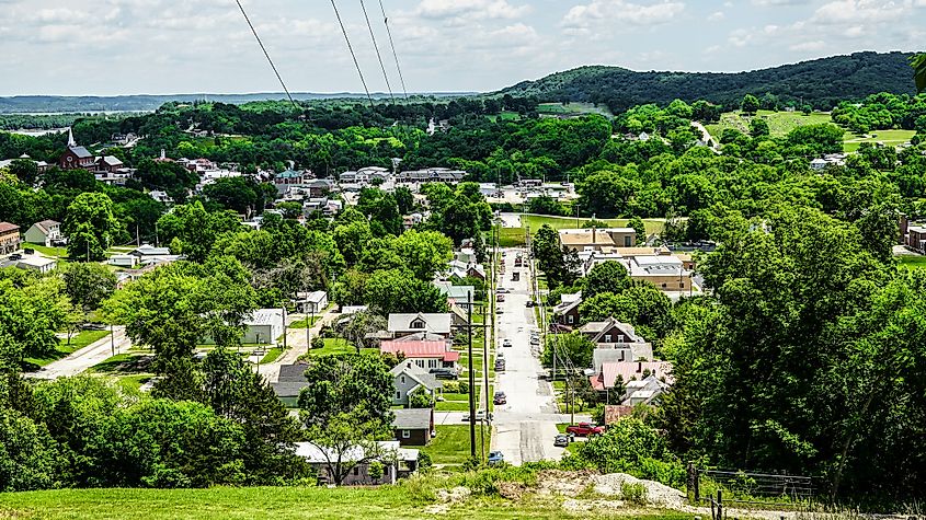 The charming town of Hermann, Missouri, surrounded by greenery.