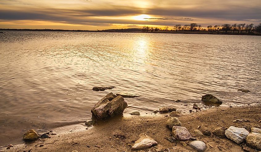 Smithville Lake towards dusk as the sun was going down. 