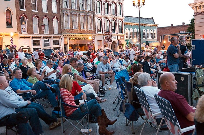 Party on the Square in Georgetown, KY (Credit: Georgetown/Scott County Tourism via Flickr)