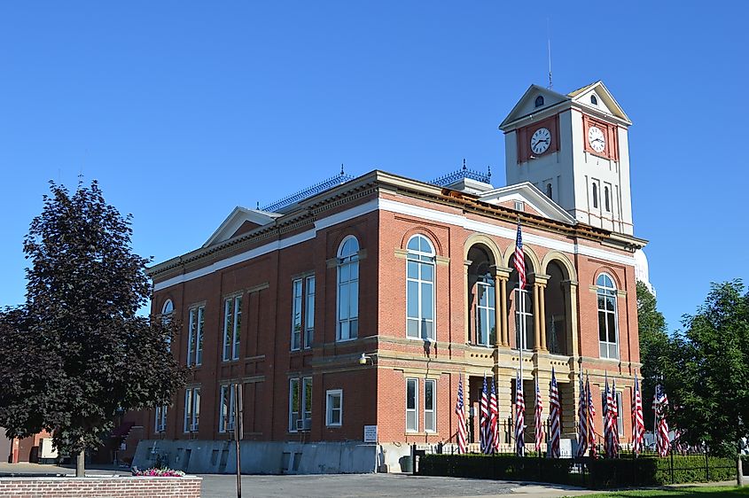 The Schuyler County Courthouse in Rushville, Illinois.