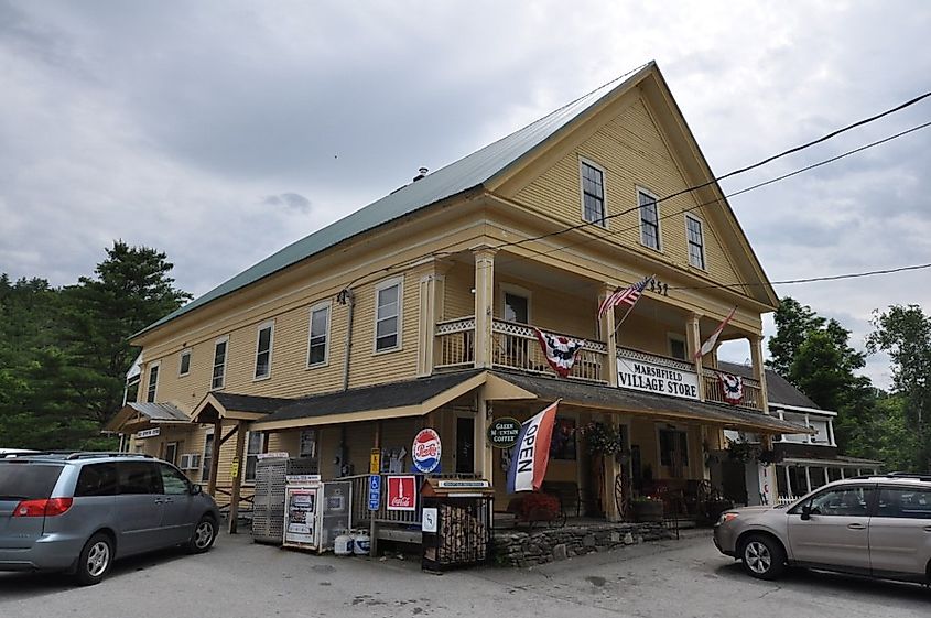 Marshfield Village Store, Marshfield, Vermont. https://commons.wikimedia.org/wiki/File:MarshfieldVT_VillageStore.jpg https://upload.wikimedia.org/wikipedia/commons/8/84/MarshfieldVT_VillageStore.jpg User:Magicpiano, CC BY-SA 4.0 <https://creativecommons.org/licenses/by-sa/4.0>, via Wikimedia Commons