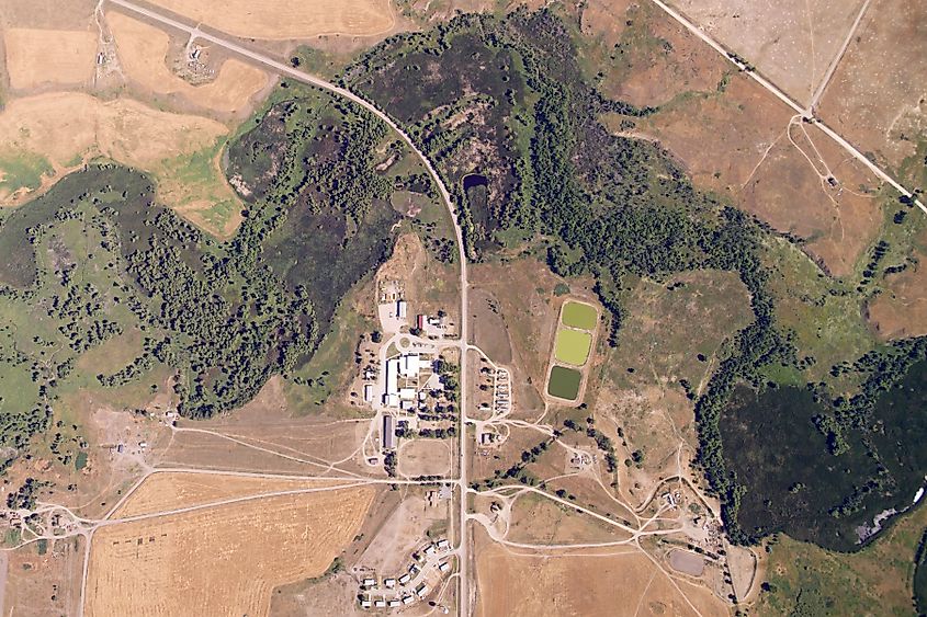 Aerial view of Loneman School, Oglala, Oglala Lakota County. J Sidle, Public domain, via Wikimedia Commons