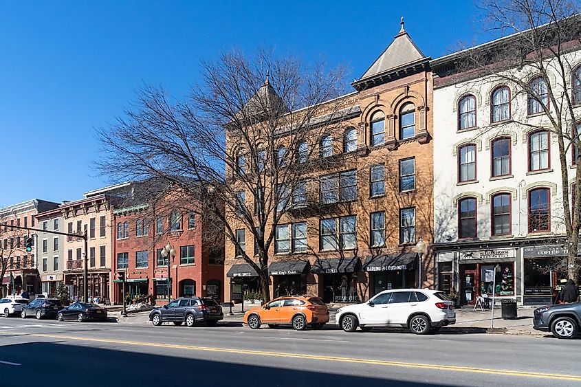 Landscape view of the downtown Saratoga Springs shopping district on Broadway in Saratoga Springs, New York, USA.