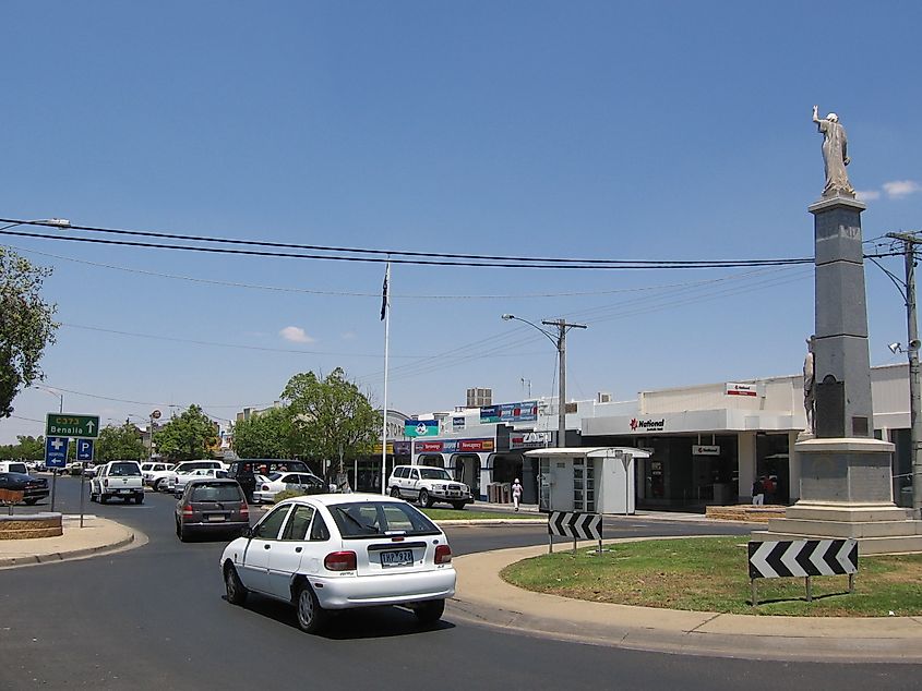 Streetscape, Yarrawonga, Victoria.