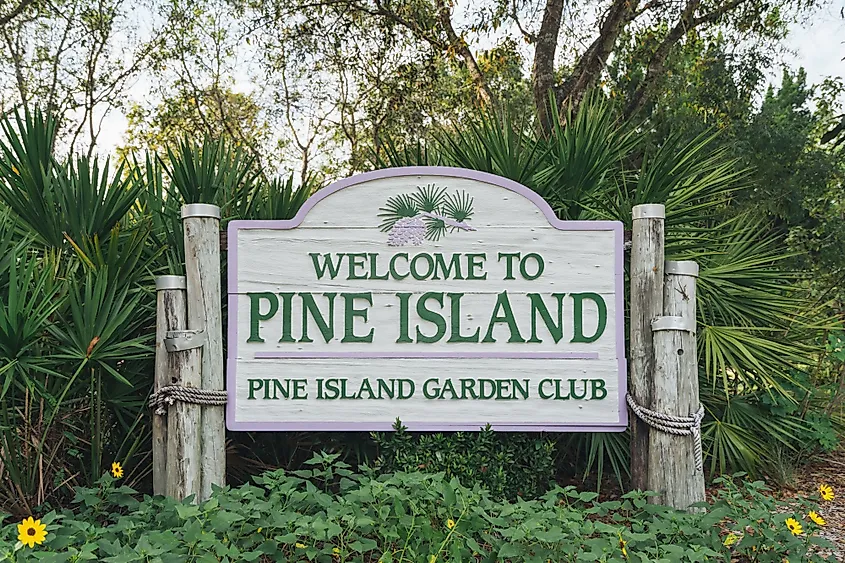 Welcome sign at Pine Island, Florida