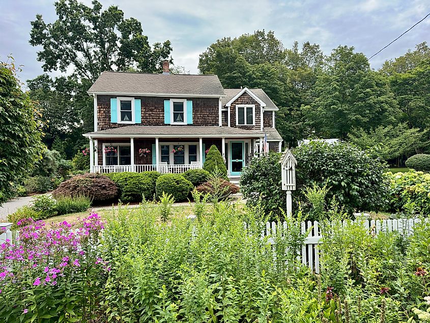 Clinton, Connecticut, USA - Two-story family home