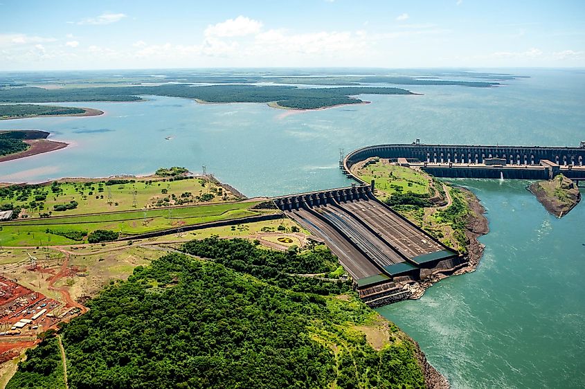 Barragem de Itaipu, Brasil