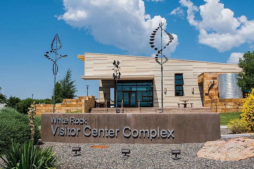 White Rock Visitor Center Complex, Los Alamos, New Mexico, USA.