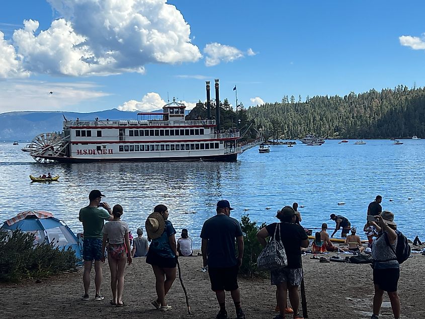 People watching the MS Dixie Cruise in Tahoma, California.