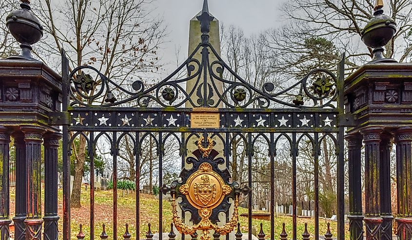 he grave of Thomas Jefferson on the grounds of his estate, Monticello, in Charlottesville, Virginia.