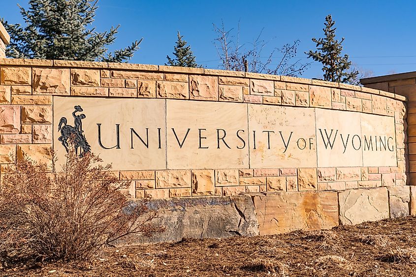 Stone University of Wyoming sign outside of the university campus in Laramie. Credit: pabradyphoto https://www.istockphoto.com/portfolio/pabradyphoto?mediatype=photography