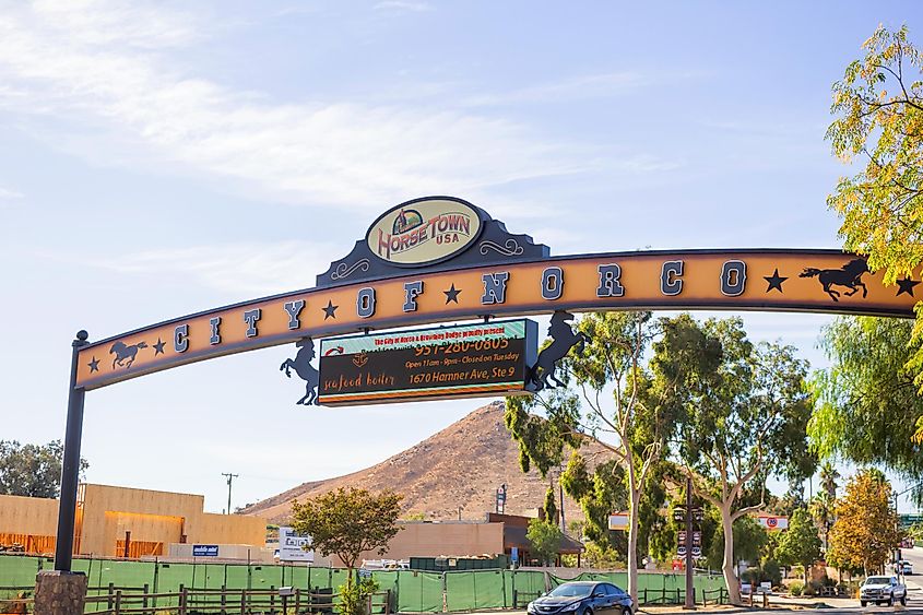 Welcome sign at the entrance to the city of Norco.