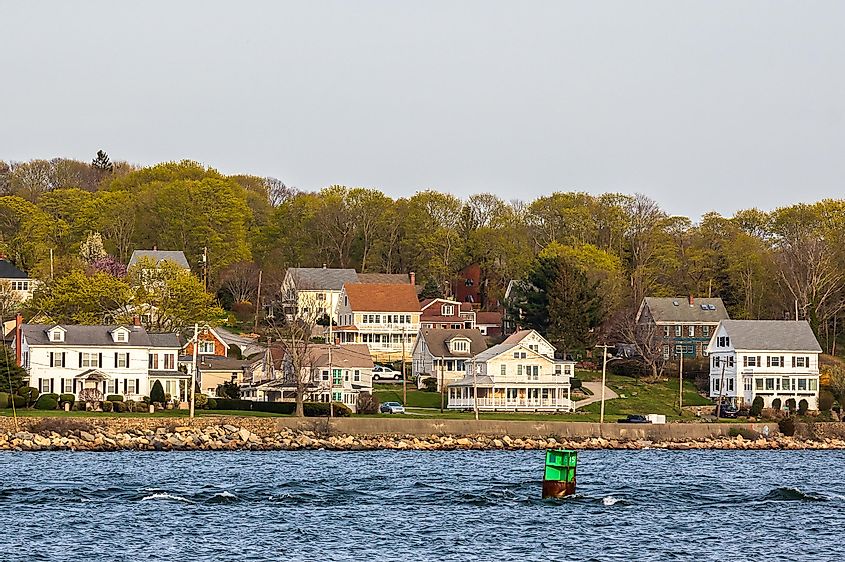 Sakonnet River and a small residential neighborhood in Tiverton, Rhode Island.
