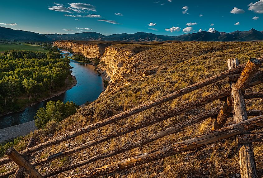 Salmon River Overlook from Discovery Hill, Salmon, Idaho. Editorial credit: Kirk Fisher / Shutterstock.com
