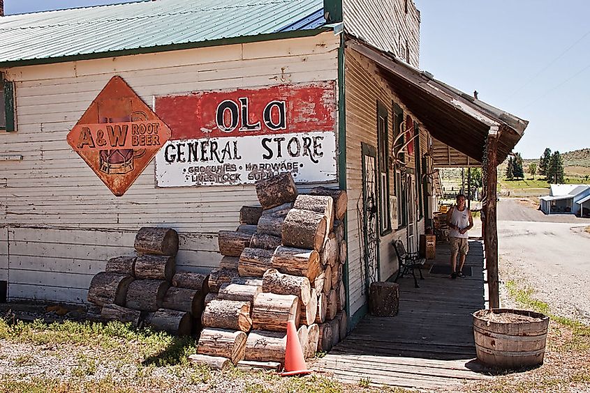 Ola General Store side-view.