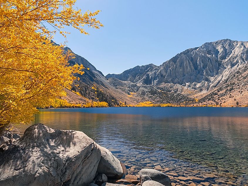 Peak fall colors at Convict Lake in Northern California, close to Mammoth Lakes area