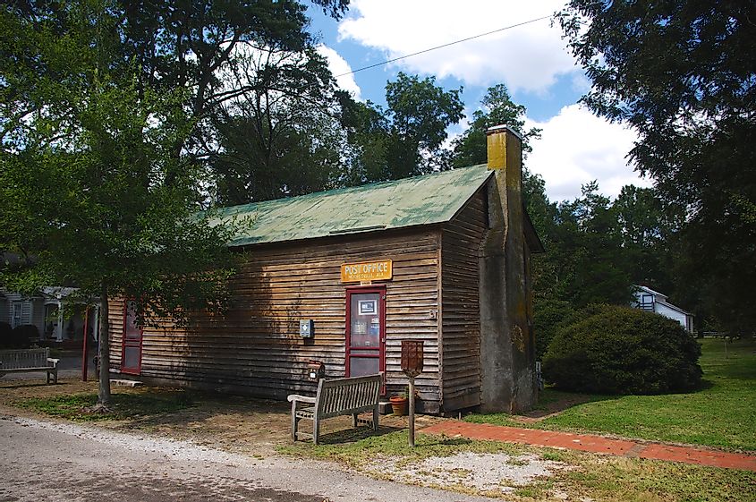 Mooresville Post Office in Mooresville, Alabama.