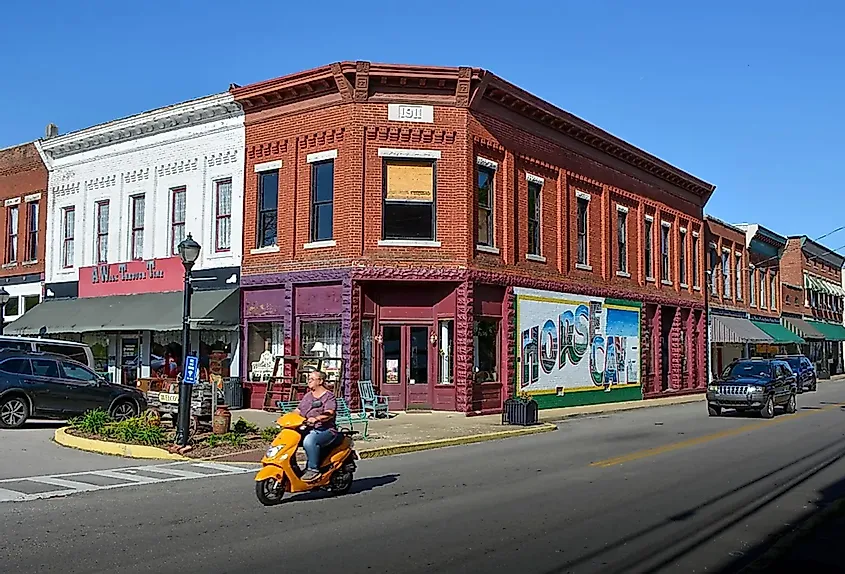 Historic main street in Horse Cave, Kentucky.