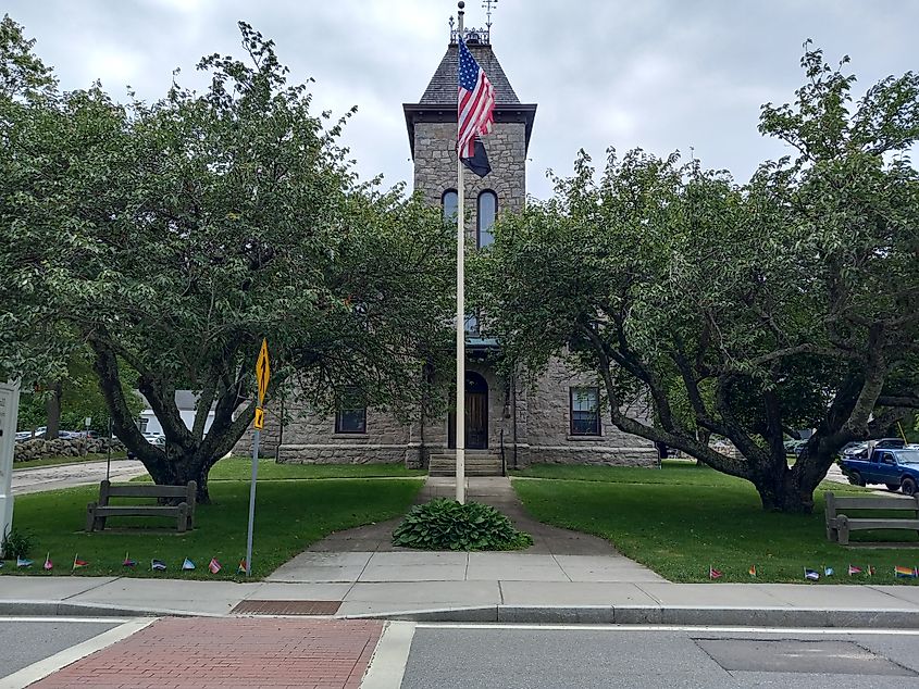 South Kingstown Town Hall in South Kingstown, historic seat of Washington County, Rhode Island.