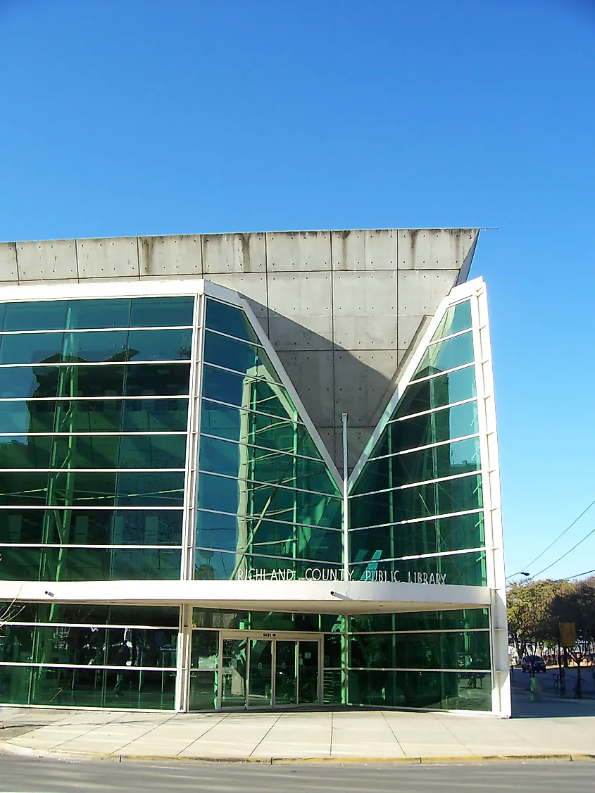 Front entrance of the Main Library of the Richland County Public Library in Columbia, South Carolina, with glass doors and brick exterior