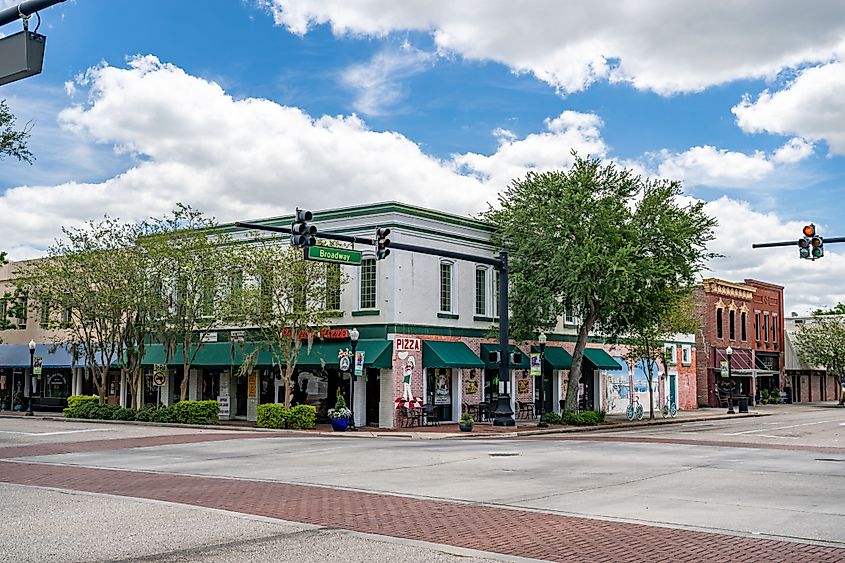 Street view in Bartow, Florida.