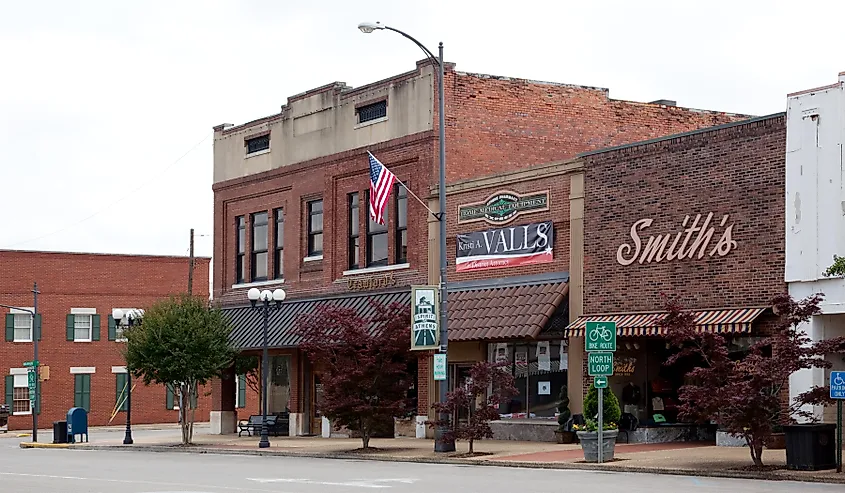 Downtown street in Athens, Alabama.