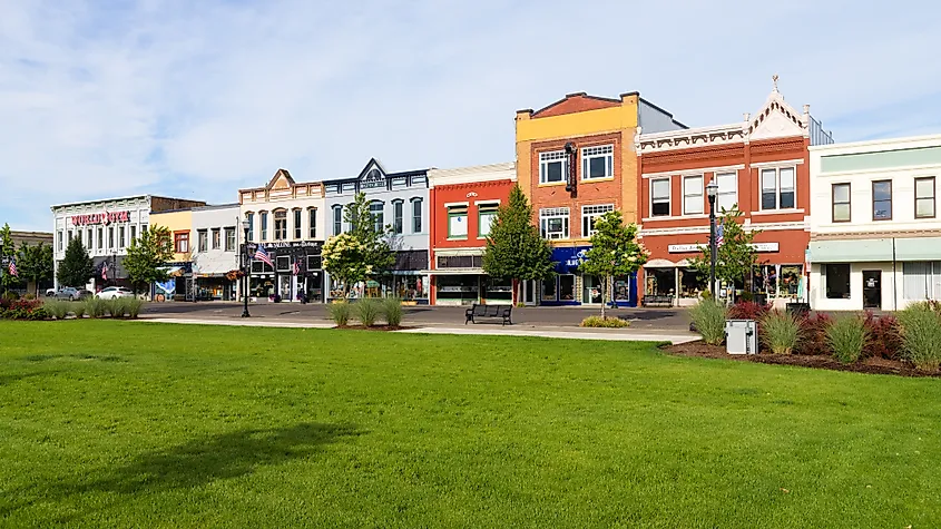 Colorful shops in downtown Dallas, Oregon