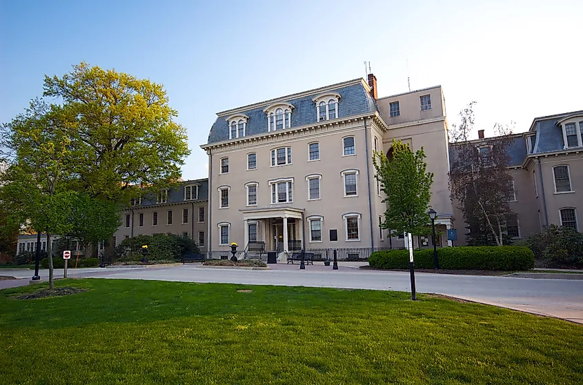 Friends Hospital in Philadelphia, PA By Michael E Reali Jr (Wiki Takes Philadelphia 2 participant) - Uploaded from Wiki Takes Philadelphia 2, CC BY 3.0, https://commons.wikimedia.org/w/index.php?curid=10033169